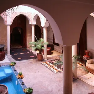 riad-zen-house.marrakeshhotelsmorocco.com/