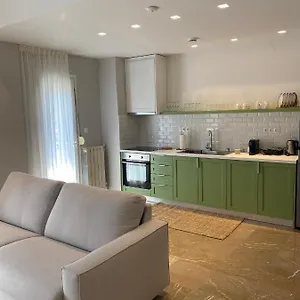 Theta θ2 Luxury Apartment's Selanik