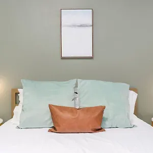 https://kurts-sweet-suite-84-walkscore.seattlehotelsites.com