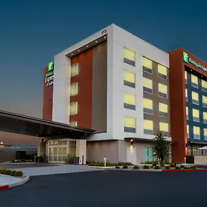 Express & - Vegas - E Tropicana By Ihg מלון