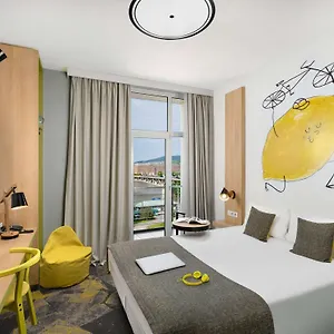 ibis-styles-budapest-city-1095.inbudapesthotels.com/